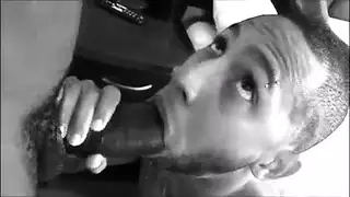 إباحية xxx قبض: ملء فتحتها بكلتا يديها