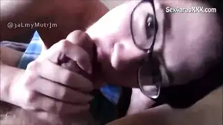 مساعدة اختي في المداكرة