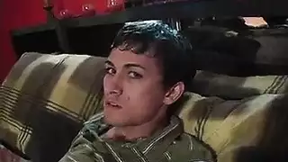 سكس ثلاثي شغوف: لعق وجماع في أوجاعي مثلية