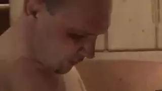 عاهرات بالكاد قانونيات تُدمر فتحاتهن