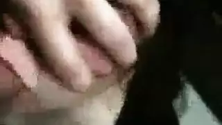 خضوع في غرفة التخزين: فتاة المكتب تبلع بعد جماع قوي