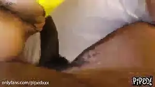 تدفقت كل نائب الرئيس على الحمار الكبير