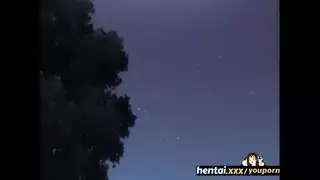 كرتون ثنائي: طاولة مغطاة بالمني