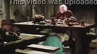 إغواء مسن: متعة فموية بجانب المكتب تنتهي بقذف كريمي