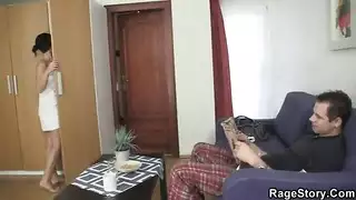 سيسي وقحة يحصل قصفت الخام من قبل سيد