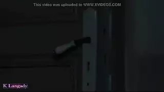 انقلاب العينين من الرعشة بالهزاز