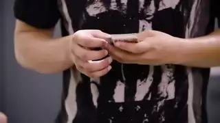 نادي سحاقي خاص: جنس جماعي بأحزمة هزاز لكل عضوة