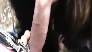 سكس خارجي صريح: يتم تثبيتها على الرصيف