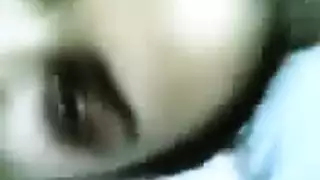 فتاة محجبة تستمني حتى النشوة ثم تمارس الجنس مع رجال متعددين