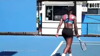 مراهقة ليلى ذات الثدي والمؤخرة الكبيرين في جنس عنيف