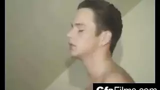 شريط جنسي صريح: سمية وصافيناز في لعبة مهبلية مبللة