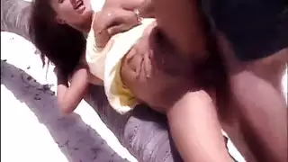 سوري سالب يتلقى نيك شرجي قوي