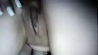 صغارجدا من طيزها