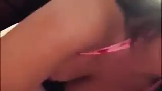 إباحية عربية صريحة: زبير كبير يدخل فرجًا يقطر بعد مداعبة مكثفة بالسلاسل