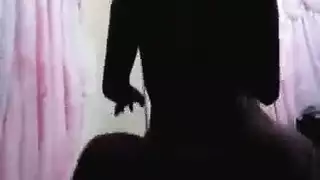 علاج تدليك ينتهي بهزات متعددة وقذف على الوجه