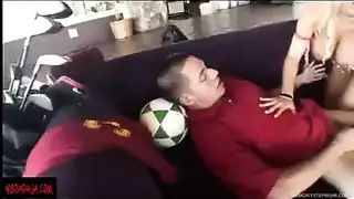 حفلة زوجة الأب الجامحة: شرج مزدوج مع طلاب الجامعة