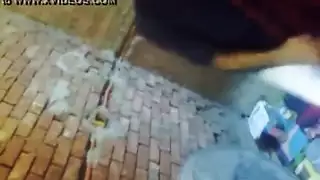 مداعبة خطيبة خام: تسخين ساخن يتحول لإباحية