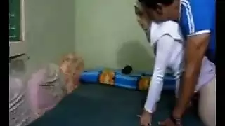 تصوير خفي لنيك عميق في كس على ملاءات مصرية