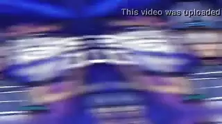 يقذف على صدره امه