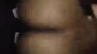 سلمي حايك نيك علي السلم