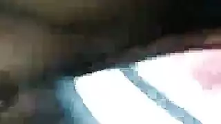 ملء كل الفتحات: فيلم إباحي لعلاقة جماعية في عيادة أسنان