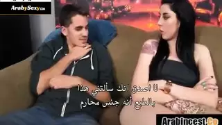 جنس صريح في حمام عام – إباحية صريحة مع ترجمة