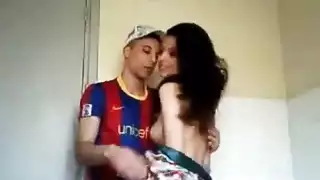 ولدامه في الفندق