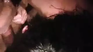 مزارع يمارس الجنس بقوة في الحظيرة