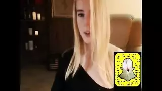 بث سناب شات خاص: مراهقة تظهر فرجها المبلل مباشرة