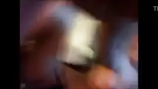 مشهد متلصص إكس إكس إكس: سمراء ممتلئة تأخذ قضيباً كبيراً