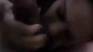 لقاء شارع مصري يتحول إلى بورن سيارة صارخ