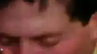 مشهد ساخن على السطح: أثداء لوسي نيك تتعرض للعبث بينما تمارس الجنس