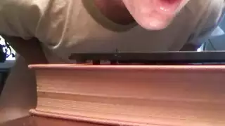 الهاوي نائب الرئيس الأكل انقسام