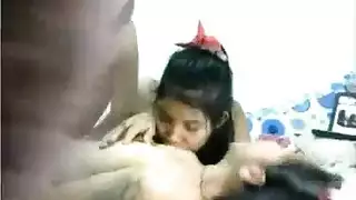 حفلة نيك مراهقة مع أثداء طبيعية ضخمة