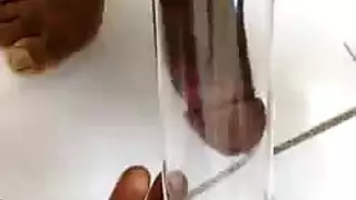 كس جنوب أفريقي ساخن يُدكّ في فيديو قصير خام