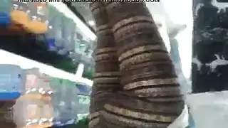 فتاة كورية جامحة تأخذه بقوة وعمق