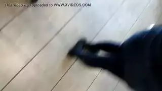 القص بذيء وصاخبة