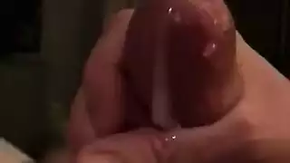 مشهد مراهقة مكثف: قضيب نائب الرئيس الكبير يملأها بعمق