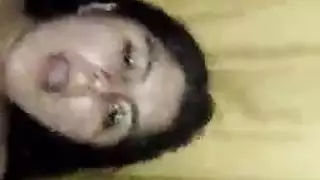 سيلفيا ستيلانا المعدمة تُستخدم كحفرة قذف للعصابة الجنسية في الحافلة