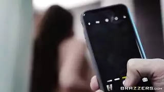 مص شغوف: أرييلا فيريرا تسعد انتصاب عشيقها