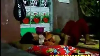 أم مصرية مثيرة وعلاقة شرجية أولى لابنها