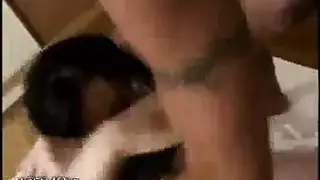 الصديق غائب، والعشيق السري يأتي لجلسة جنسية إباحية