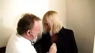 رباعية فتح الهرة الجدة مثليه