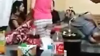 مضاجعة فاخرة: ملياردير خليجي يدفع مقابل فرج وشرج مغربي