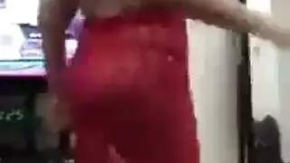 تابو أم وابن صريح: تسجيل بورن منزلي خام