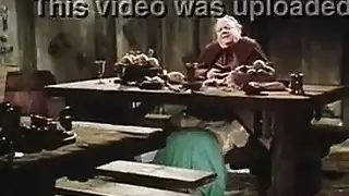 جنس فموي شركي: امرأة ناضجة ترضي رجلها وتنتهي بفم مليء