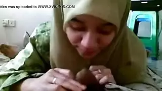 مطلقة لا تشبع يحصل على شرجها مهدم