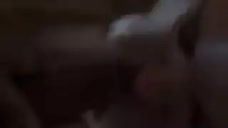 أمي الروسية تعري قريب