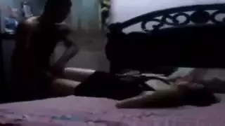 تابو عربي xxx: ابن مخادع يمارس الجنس مع زوجة أبيه الشابة