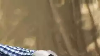 حفلة في المنتزه تؤدي لوضعية كلابية متحمسة في الظلام